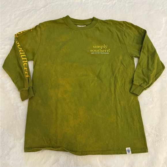 Simply Southern ‘Chin Up Buttercup’ Long Sleeve T-Shirt- Youth Small - Picture 2 of 6